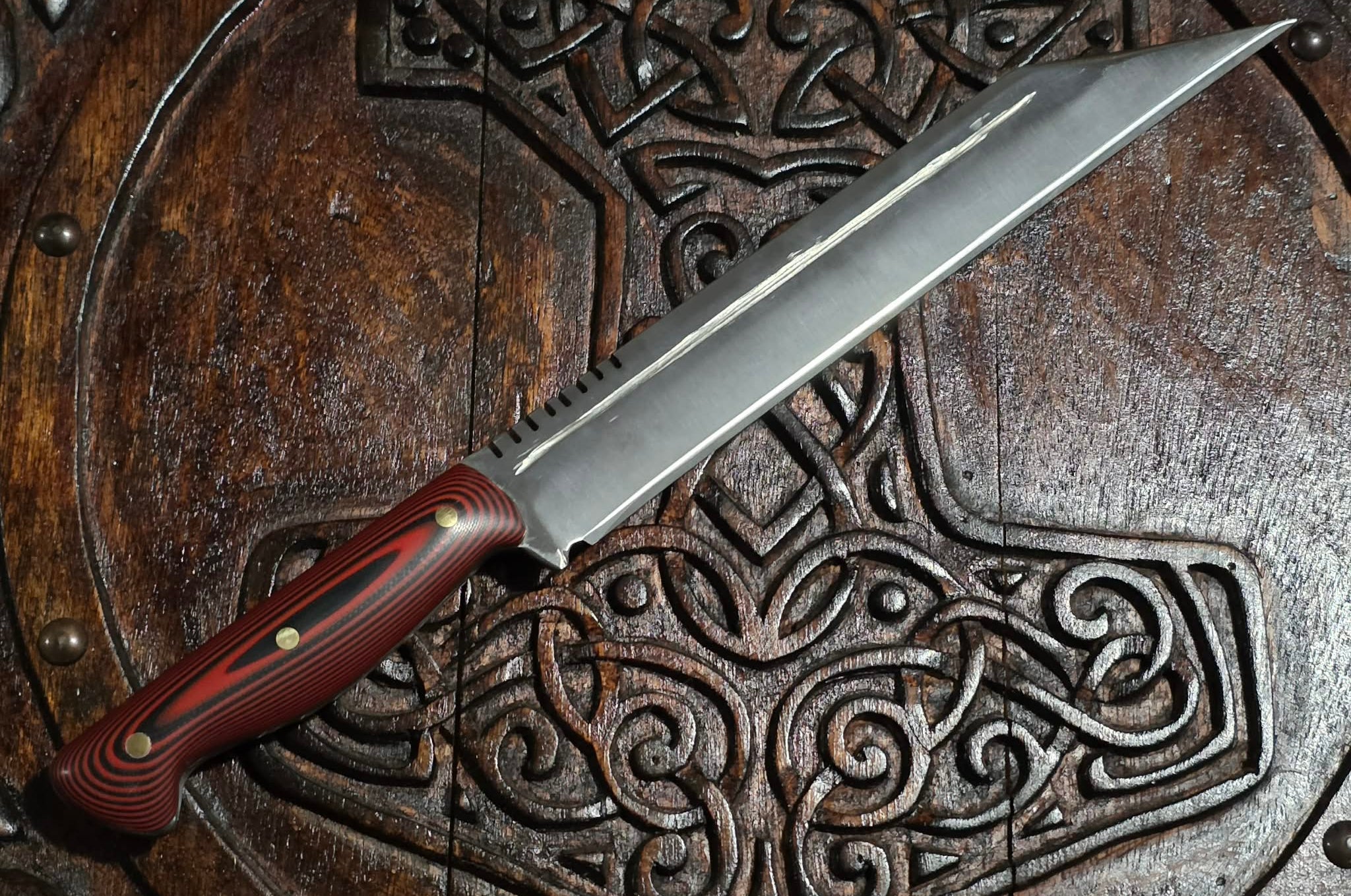 Modern Seax overall 13 Inches in Length w/ Black and Red G-10 Hilt no sheath